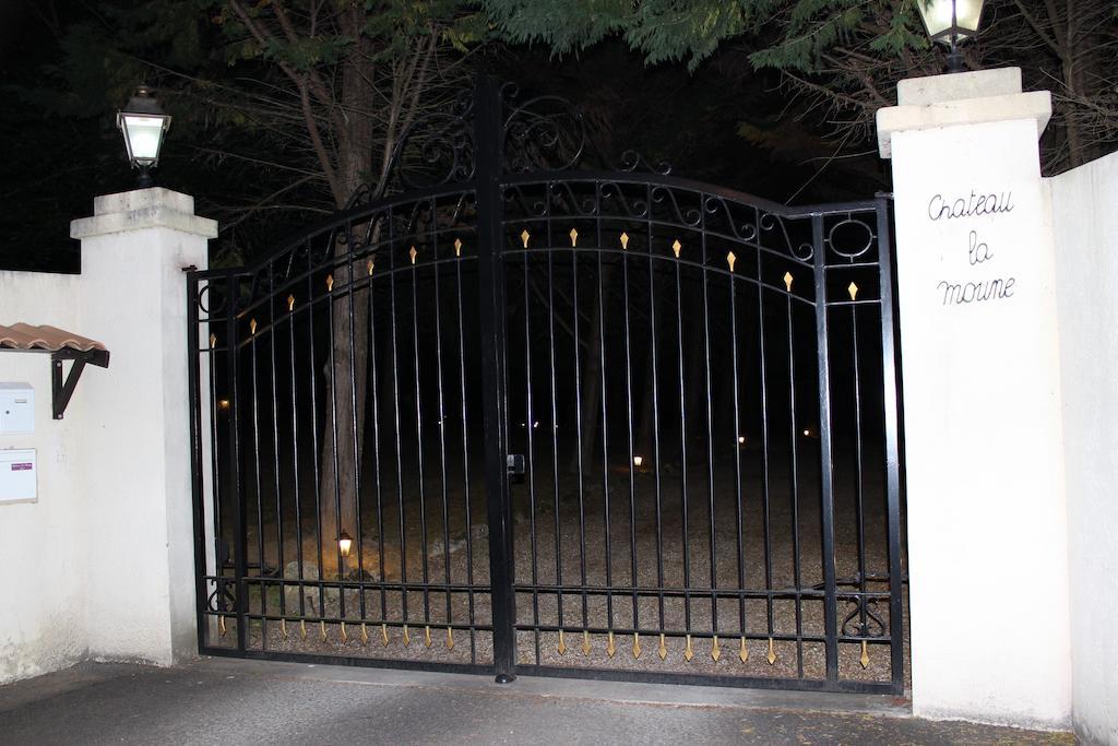 Chateau La Moune Bed & Breakfast Montussan